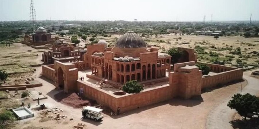 Makli Hill